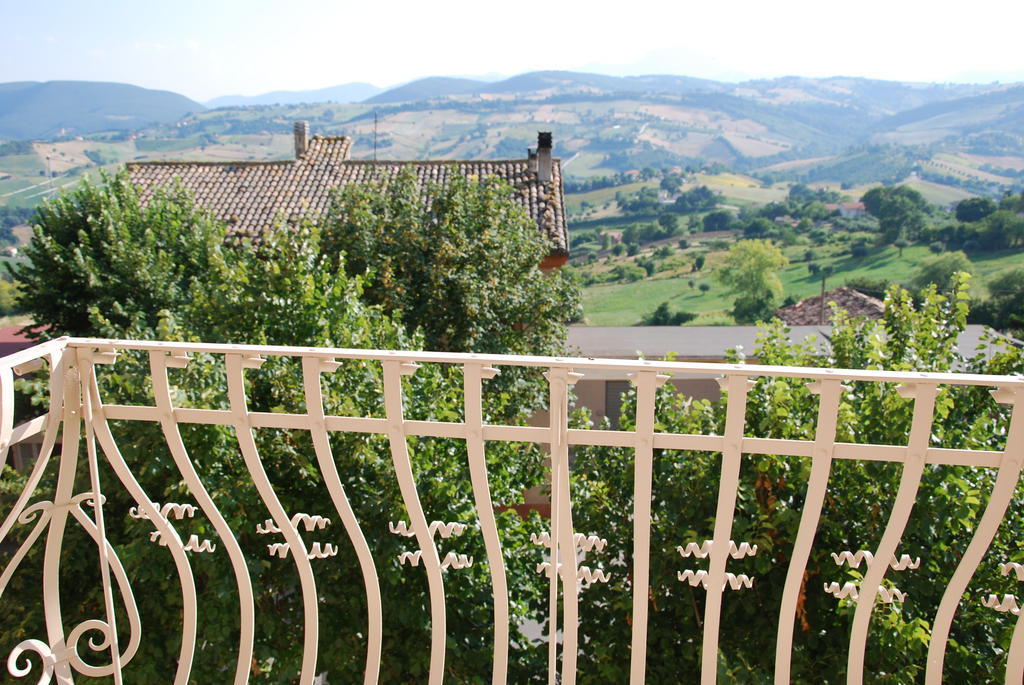 Hotel Relais Del Borgo Staffolo Habitación foto