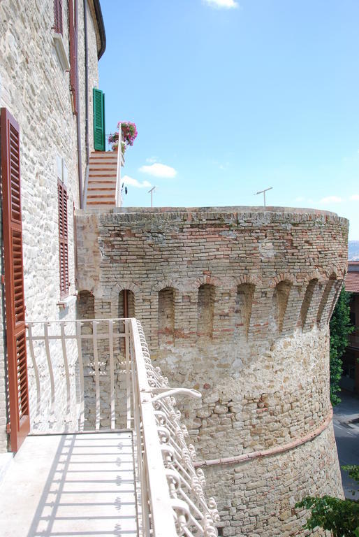 Hotel Relais Del Borgo Staffolo Habitación foto